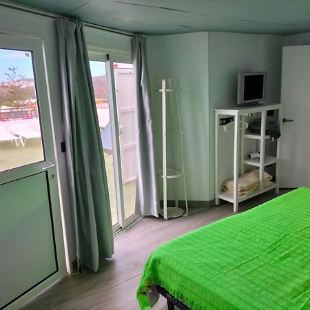 Vv Las Buganvillas Maspalomas - Cocina Y Habitaciones Con Banos Privados Екстер'єр фото